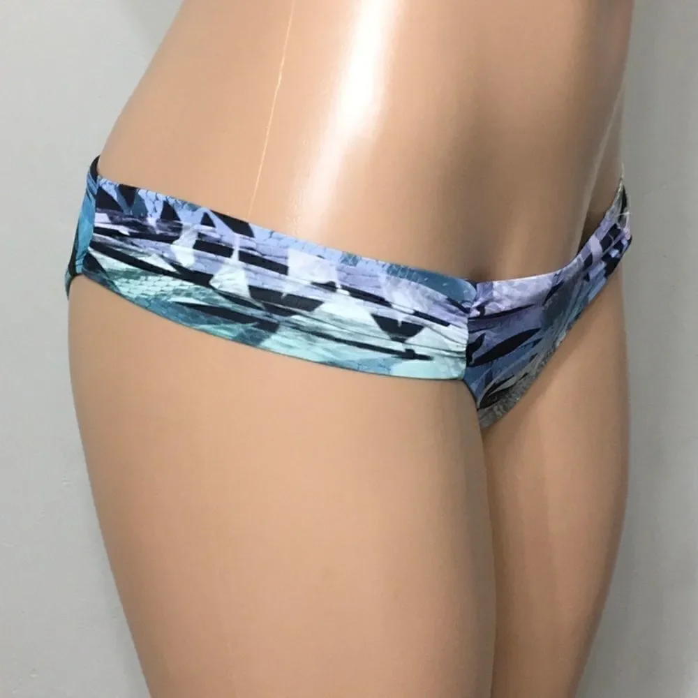 PILYQ Congo Fanned teeny bikini. NWT